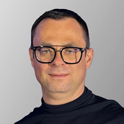 Евгений Титаренко